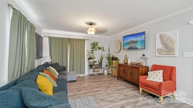 1608 Sharon Rd, Winston Salem, NC 27103 - photo 4