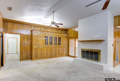 641 641 Timberwilde Dr, Tyler, TX 75703 - photo 3