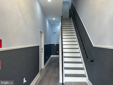 1716 W Oxford St unit 2, Philadelphia, PA 19121 - photo 3