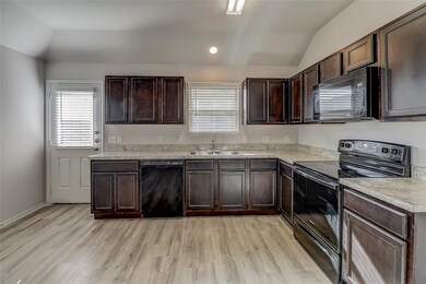 1700 Bobolink Dr, Ennis, TX 75119 - photo 7