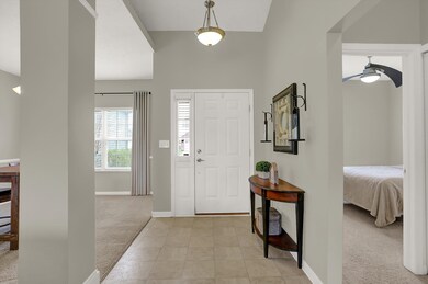 2668 Wildflower Ln, Greenwood, IN 46143 - photo 4