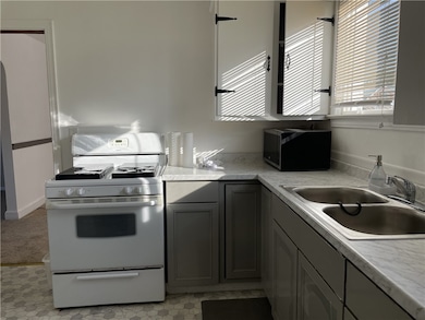 1748 Dailey Ave, Latrobe, PA 15650 - photo 7