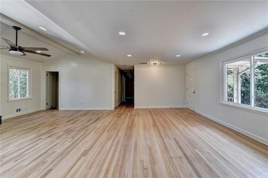 6085 Glenridge Dr NE, Atlanta, GA 30328 - photo 7