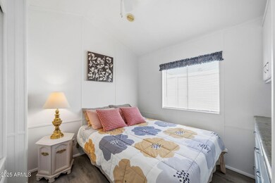 111 S Greenfield Rd unit 724, Mesa, AZ 85206 - photo 7