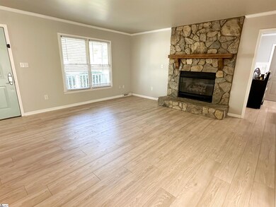 208 Boydton Rd, Boiling Springs, SC 29316 - photo 3