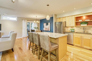 Anderson.Int (1).jpg