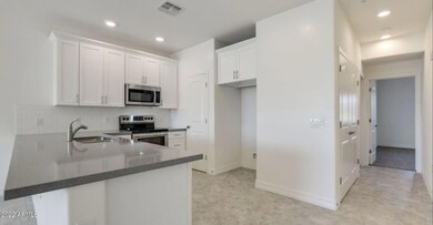7820 e baseline unit 202 kitchen