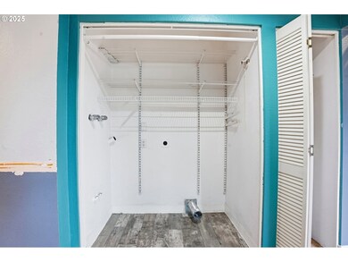 1718 NW Midlake Ln unit B227, Beaverton, OR 97006 - photo 6