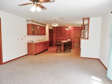 108 Us Highway 12/16, Camp Douglas, WI 54618 - photo 5