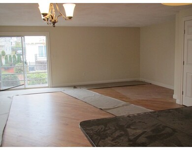 167 Warren St unit 167, Watertown, MA 02472 - photo 3