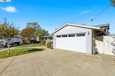 7767 Burnham Way, Dublin, CA 94568 - photo 4