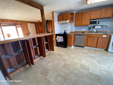 5805 Perry Dr, Anchorage, AK 99504 - photo 5