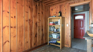 649 Calef Rd, Manchester, NH 03103 - photo 5