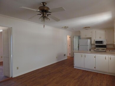 708 Summit Dr, Albany, GA 31707 - photo 5