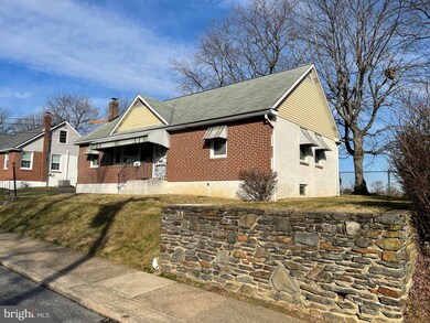 723 Sharon Ave, Darby, PA 19023 - photo 2