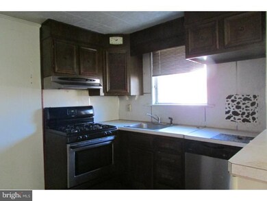 807 Arbor Rd, Lansdowne, PA 19050 - photo 7