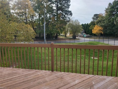 204 Bridgewater Dr, Newport News, VA 23603 - photo 6