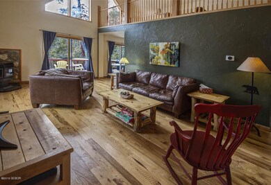 Living Room-11