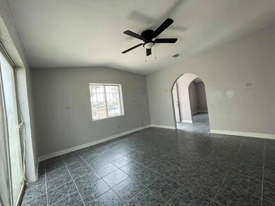 14633 Achim Dr, El Paso, TX 79928 - photo 4