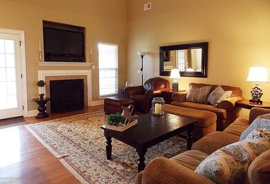 2428 Della St, Hernando, MS 38632 - photo 2