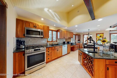 211 Conover Rd, East Windsor, NJ 08520 - photo 4