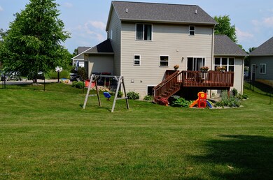 853 Soren Ct SE unit 5, Lowell, MI 49331 - photo 3