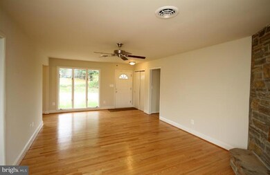 649 Old Liberty Rd W, Westminster, MD 21157 - photo 2