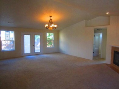 939 SW Princess Cir, Grants Pass, OR 97527 - photo 7