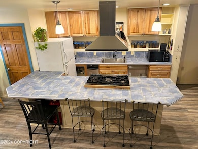 306 Hemlock Ct, Mud Bay, AK 99827 - photo 5