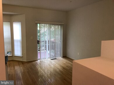 6027 Madison Overlook Ct, Falls Church, VA 22041 - photo 7