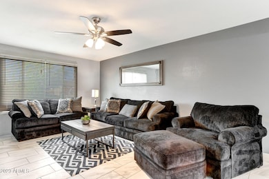 05_1524_E_Broadmore_Drive__05_mls