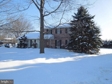 6971 Salinka Square, Bethlehem, PA 18017 - photo 2