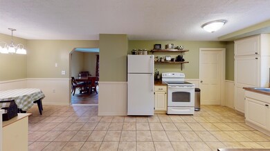 24-Richardson-Ave-Auburn-ME-04210-Kitche