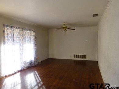 1525 1525 Buena Vista Dr, Tyler, TX 75701 - photo 3