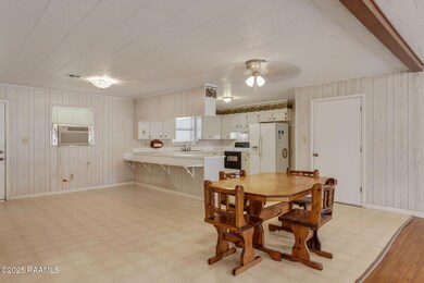 6-web-or-mls-743 Mouton Rd-6