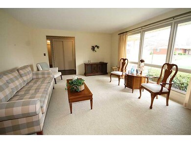 3820 Colonial Dr, Columbus, IN 47203 - photo 5