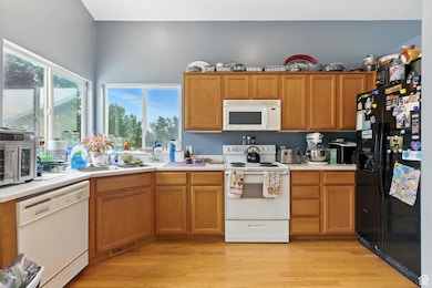 726 Pioneer Ave, Tooele, UT 84074 - photo 5