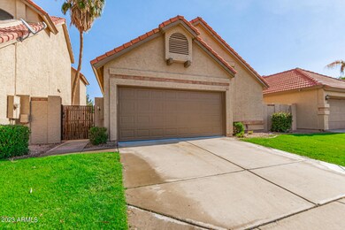 851 N Kenneth Place, Chandler, AZ 85226 - photo 3