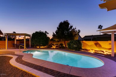 13550 W Sky Hawk Dr Sun City-large-028-2