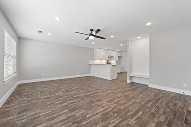 410 Cherry St, Whitesboro, TX 76273 - photo 4