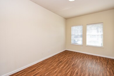 2819 Katybriar Ln, Katy, TX 77449 - photo 6