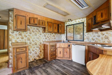 4822UpperRiverRd-022