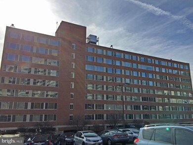 Taft Towers unit 304, Arlington, VA 22201 - photo 3