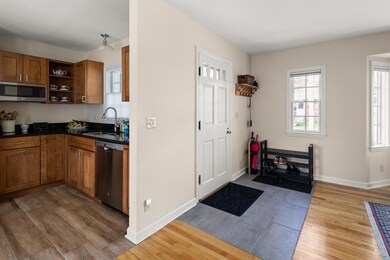 55 Bilodeau Ct, Burlington, VT 05401 - photo 6