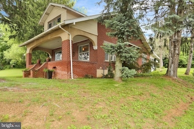 931 W Philadelphia Ave, Boyertown, PA 19512 - photo 3