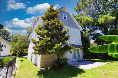 318 Maple St, Saint Simons Island, GA 31522 - photo 2