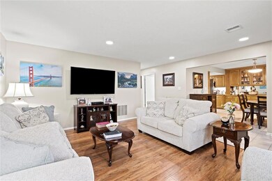 1332 W Jenkins Blvd, Raymore, MO 64083 - photo 5