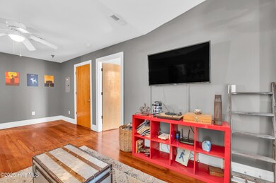 21 n front st, 2e2 - 00006