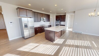 633 W Junegrass Ln, Tooele, UT 84074 - photo 5