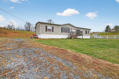 1295 Chestnut Ridge Rd, Chilhowie, VA 24319 - photo 2